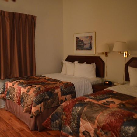 Hotel Port Aux Basques Oda fotoğraf